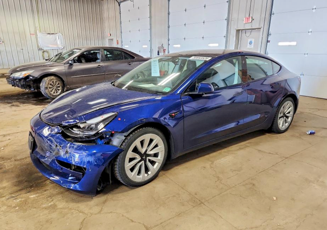 Tesla Model 3 2021