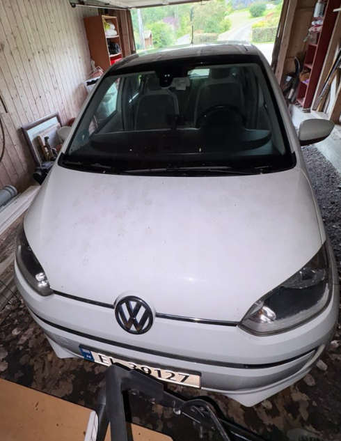 Volkswagen up! 2014