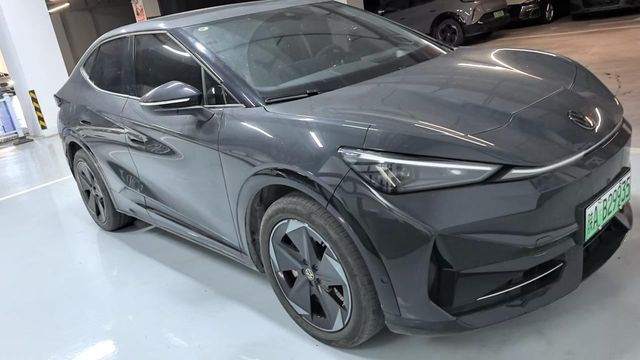 Volkswagen ID UNYX 2024